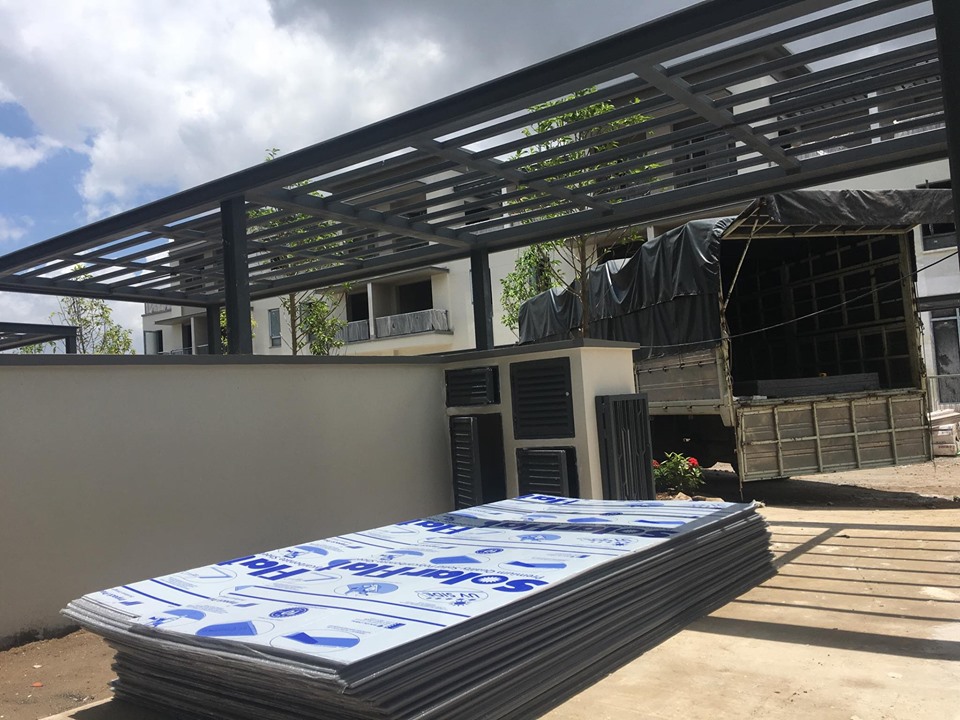 Tấm lợp lấy sáng đặc ruột polycarbonate giá rẻ quận 2