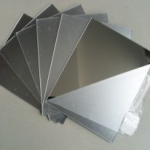 Tấm mica thủy giá rẻ