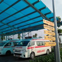 Tấm poly đặc khổ 2,1 mét