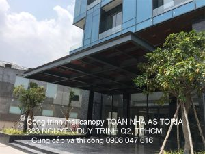 Mái canopy lấy sáng sử dụng vật liệu polycarbonate , LÀ loại nhựa cao cấp có khả năng lấy sáng tốt